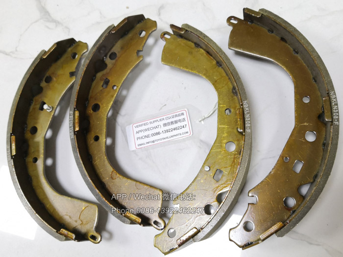 04495-0K160,Toyota Hilux Revo Brake Shoe,044950K160